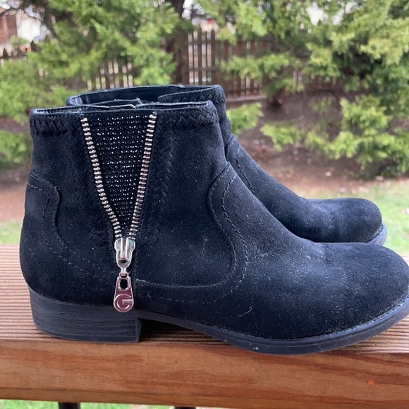 G by Guess Black Booties with zippers and sparkle detail size 6 - Picture 2 of 6